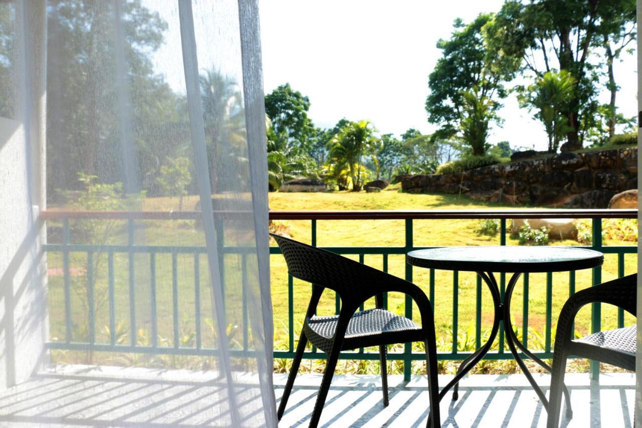 Katathong Golf Resort & Spa Phang Nga Exterior photo